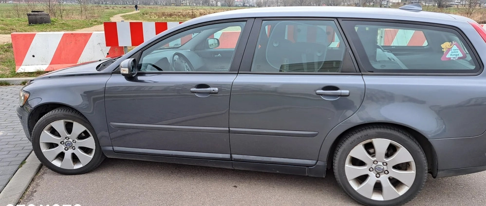 Volvo V50 cena 6200 przebieg: 204000, rok produkcji 2007 z Ustrzyki Dolne małe 106